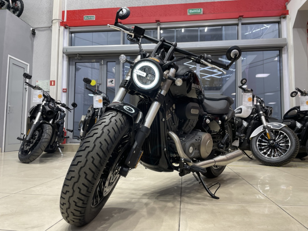 Мотоцикл BENDA Rock 300